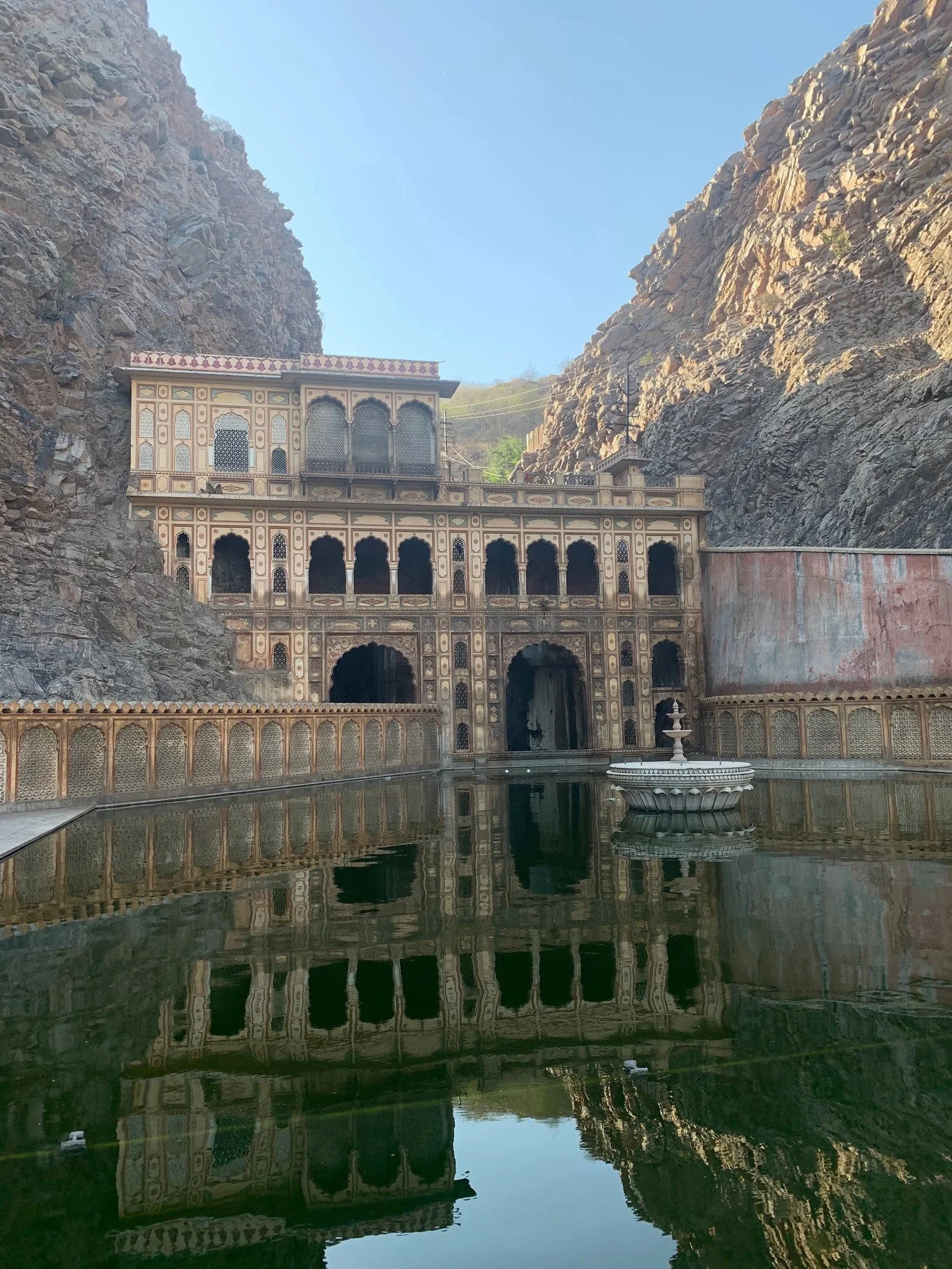 ezgif.com-gif-maker (10).jpg