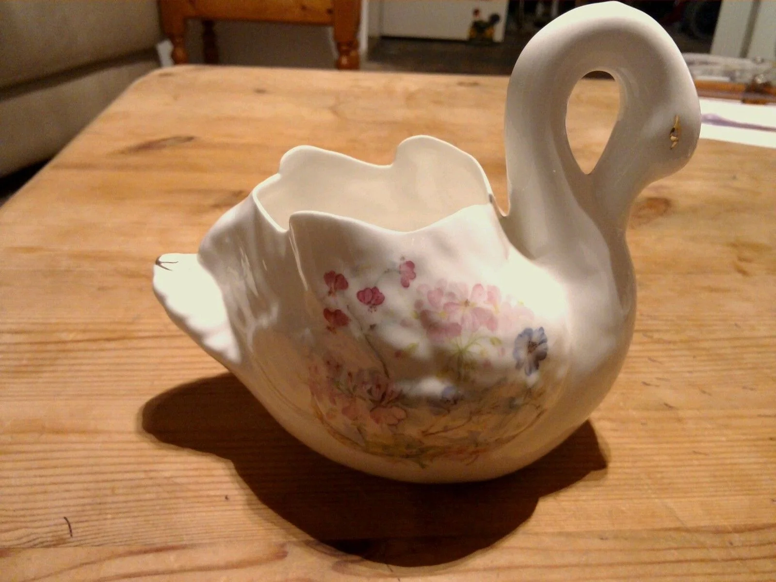 ebay swan .jpg
