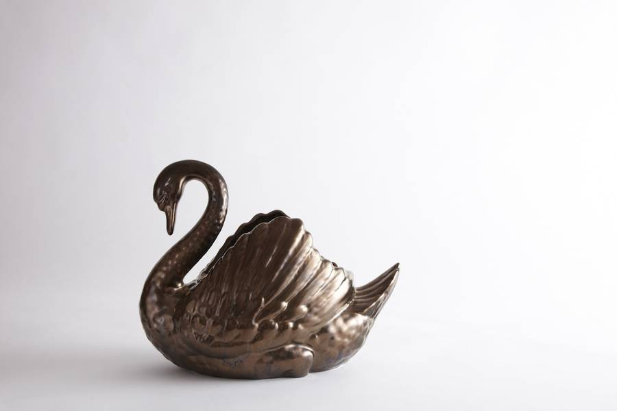 Large Bronze Swan Vase £98 www.notonthehighstreet.com