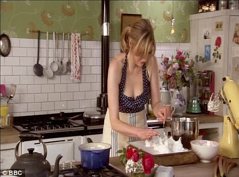 The Delicious Miss Dahl (and her dreamy white AGA)