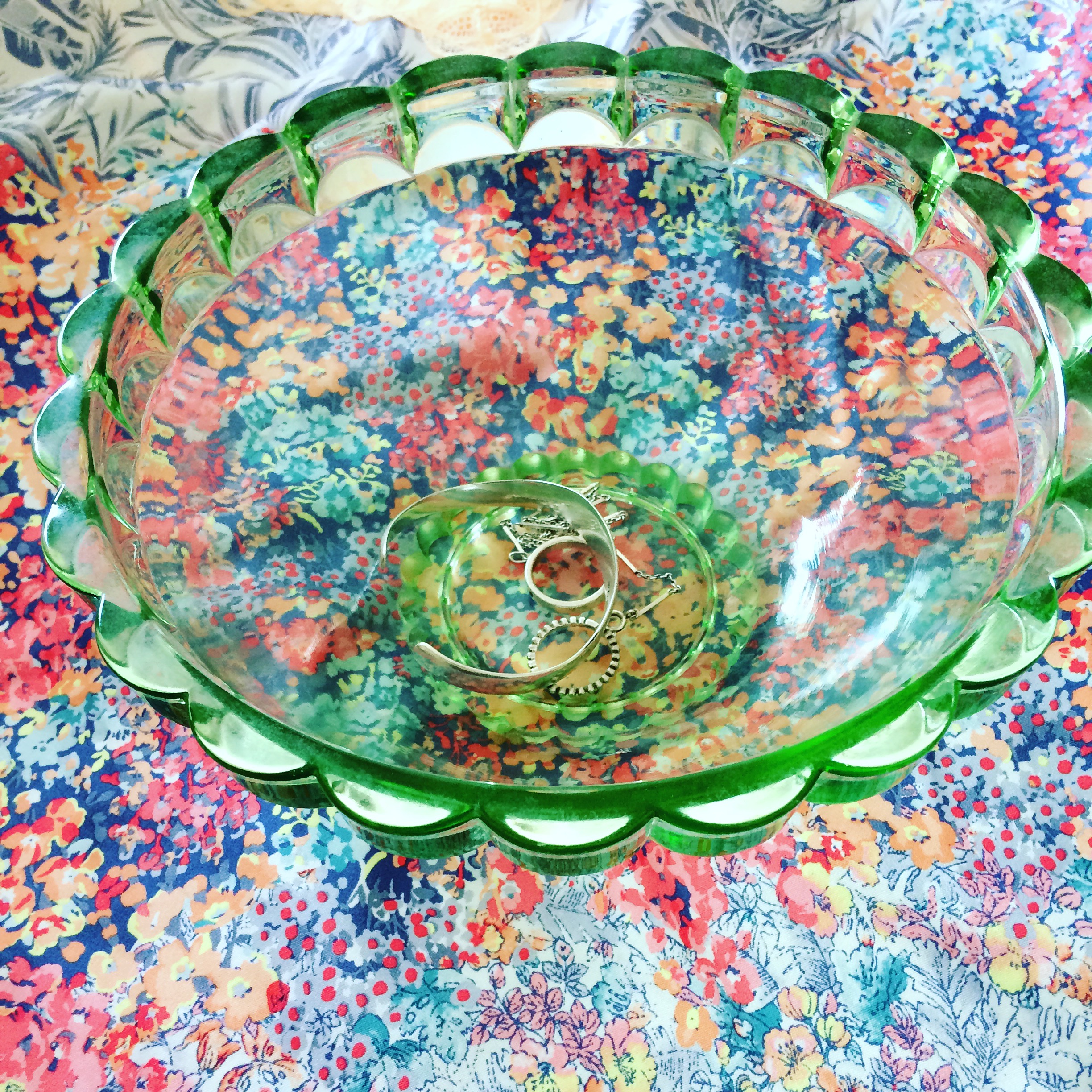 Also good as a bedside trinket holder for chucking off the chintz come night time.