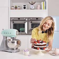 Fearne Cotton: A model, a baker, a happiness maker