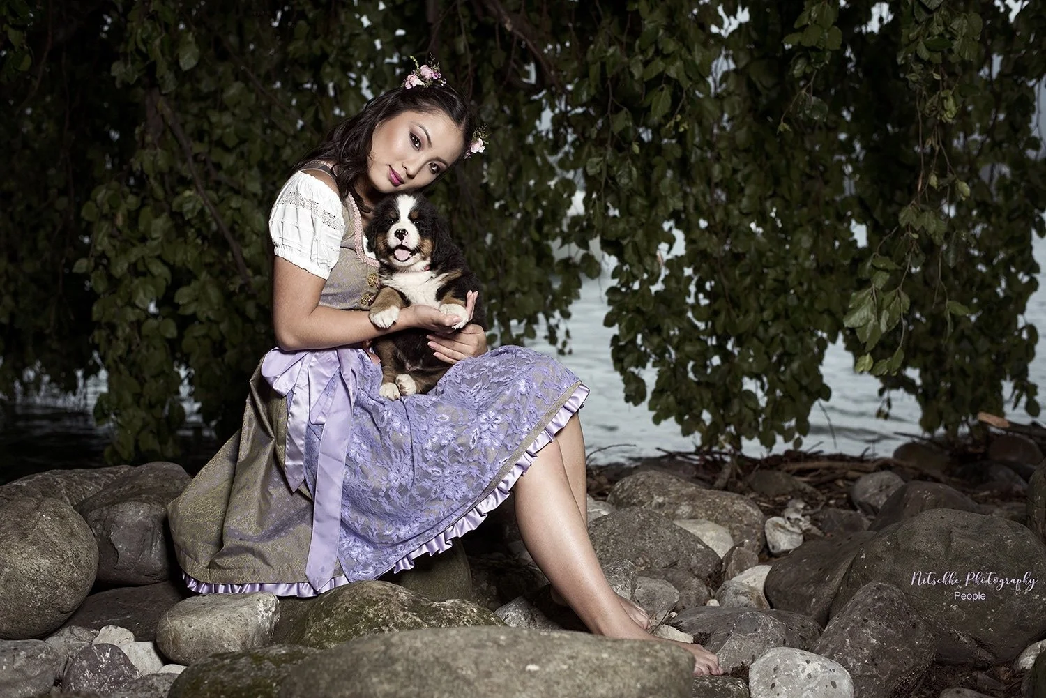 Dirndlshooting-mit-Berner-Sennenhund25_web.jpg