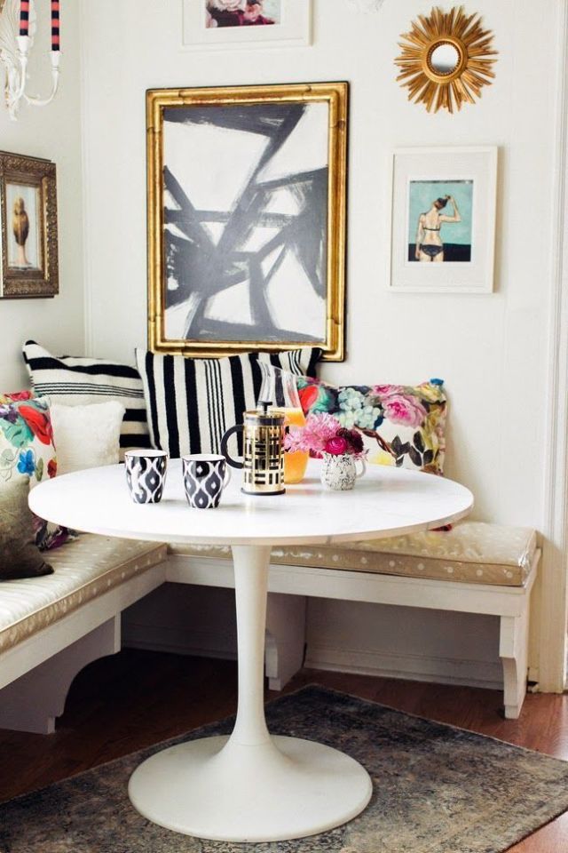 Don't let any corner go unused! Square footage is gold in this city. This perfect and posh use of space is via Pinterest / House Beautiful.