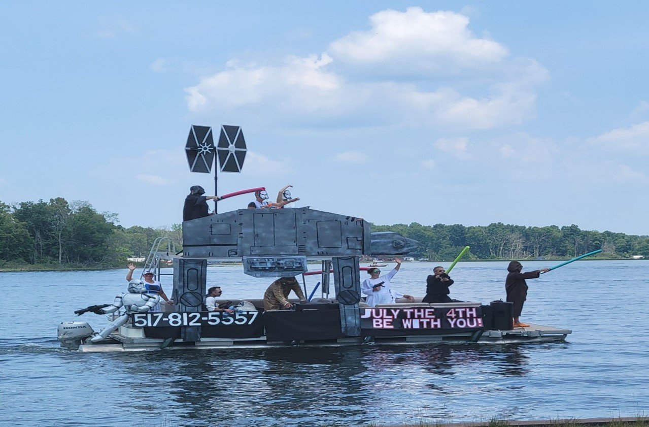 2023 Boat Parade 1st.jpg