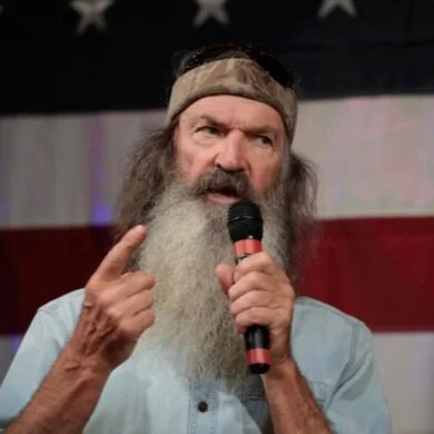 'Duck Dynasty' Star Phil Robertson Says 'Problem With America Is We Don't Cook Rice Anymore'