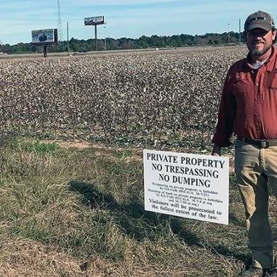 Growing Cotton Around High-Traffic Locales