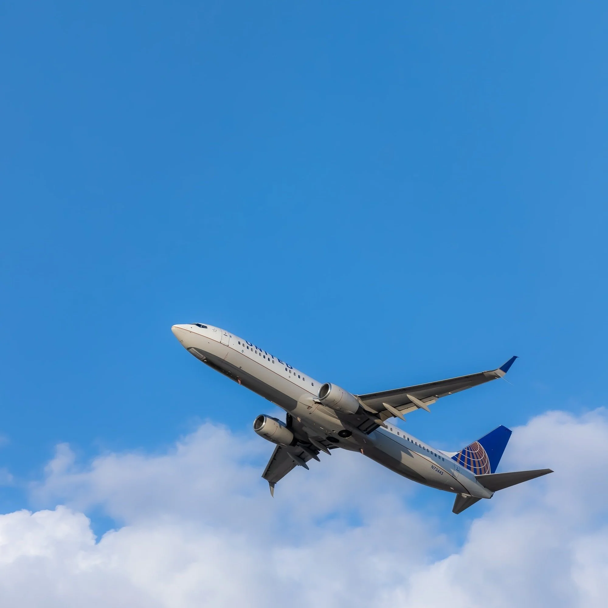 United Just Completed First Flight Fueled by SAF, Here's Why Soybean Growers Should Take Note