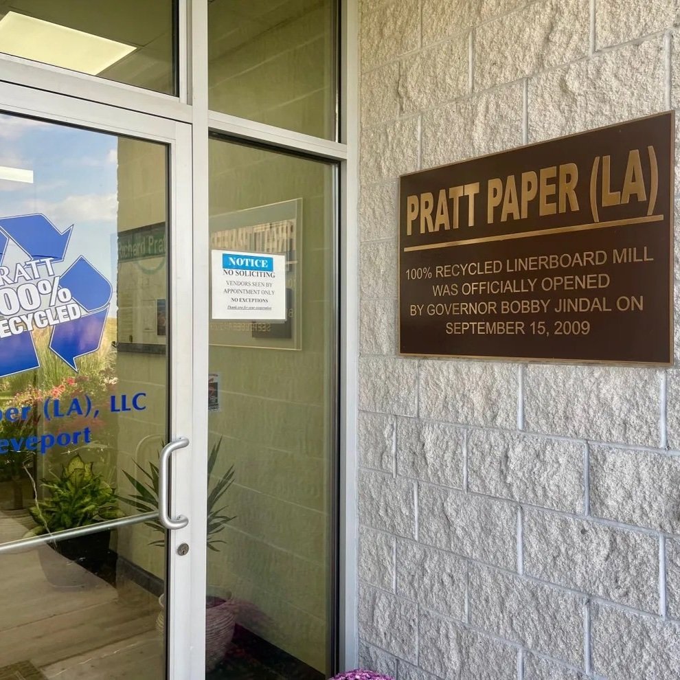 Louisiana Governor Visits Shreveport Recycled Paper Mill