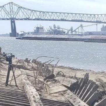 Mississippi River Barge Crisis Eases as Water Levels Begin to Rise