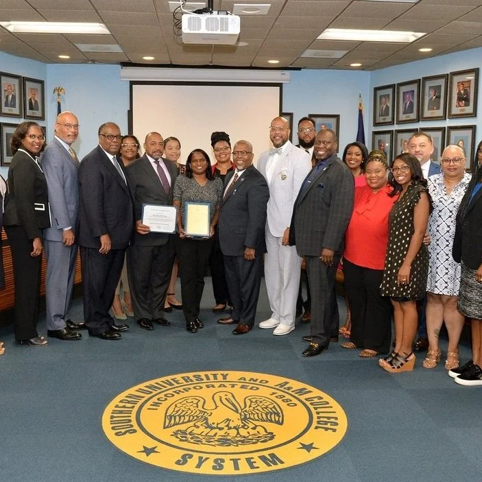 SU Ag Center Executive Assistant Jacqueline Dixon Receives Above and Beyond Award