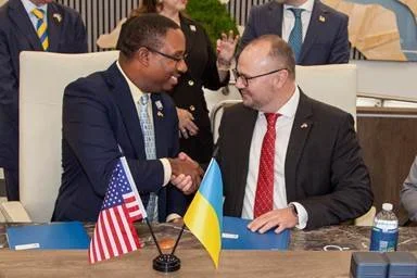 Port of South Louisiana signs Memorandum of Understanding with Ukraine Sea Ports Authority