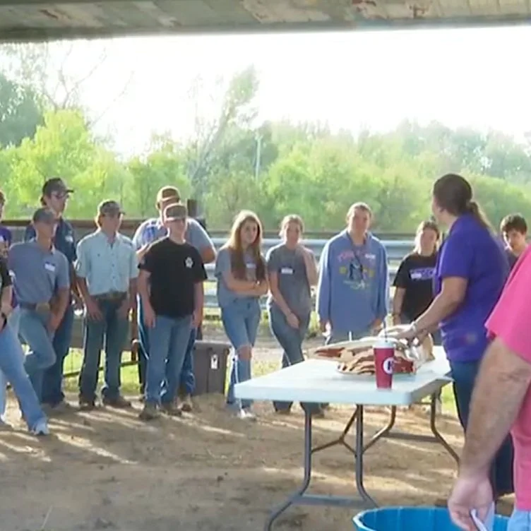 Vernon Parish Cattlemen’s Association Hosts Youth Farm Day