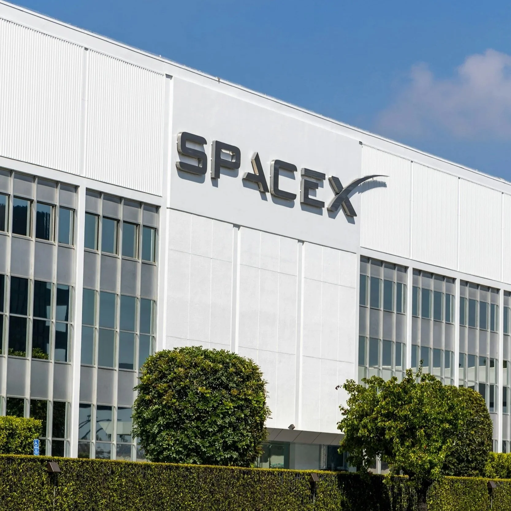 Governor Jeff Landry Discusses Positive Impact of SpaceX Launching Facility in Vermilion Parish