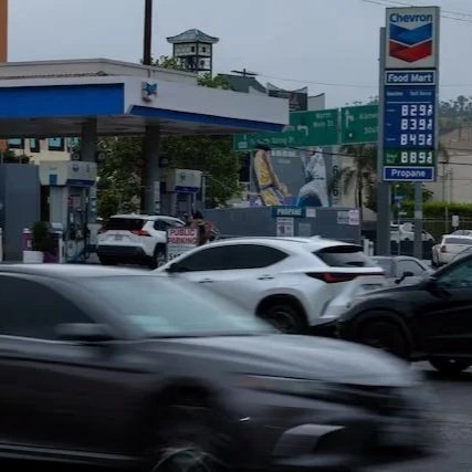 White House Weighs Red-Dyed Diesel Tax Relief to Lower Fuel Prices