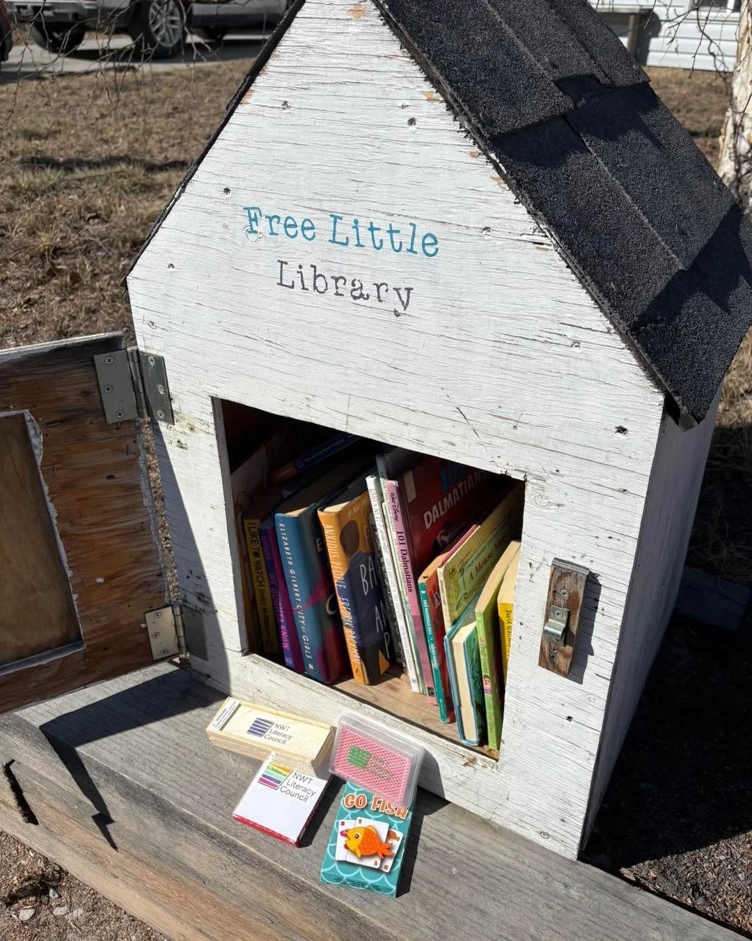 It's Literacy week and the @nwtliteracycouncil is celebrating with the theme Games for Everyone! Reegan dropped off some literacy-related games at the little free libraries on Knutsen Ave, Norseman Drive and Forrest Drive. Check them out and grab a f