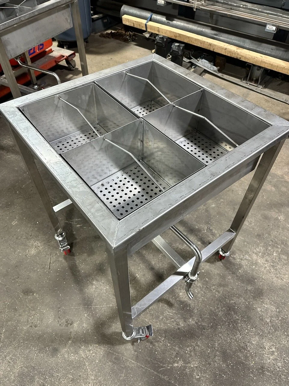   Custom food-grade stainless sorting fixture &nbsp; &nbsp; 