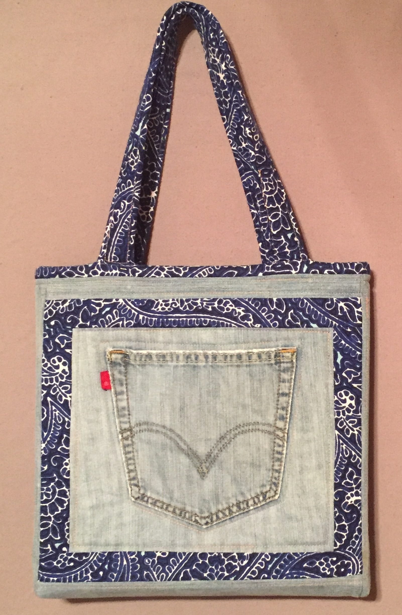 Levi Pockets Tote