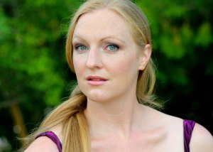 Laura Loge, soprano
