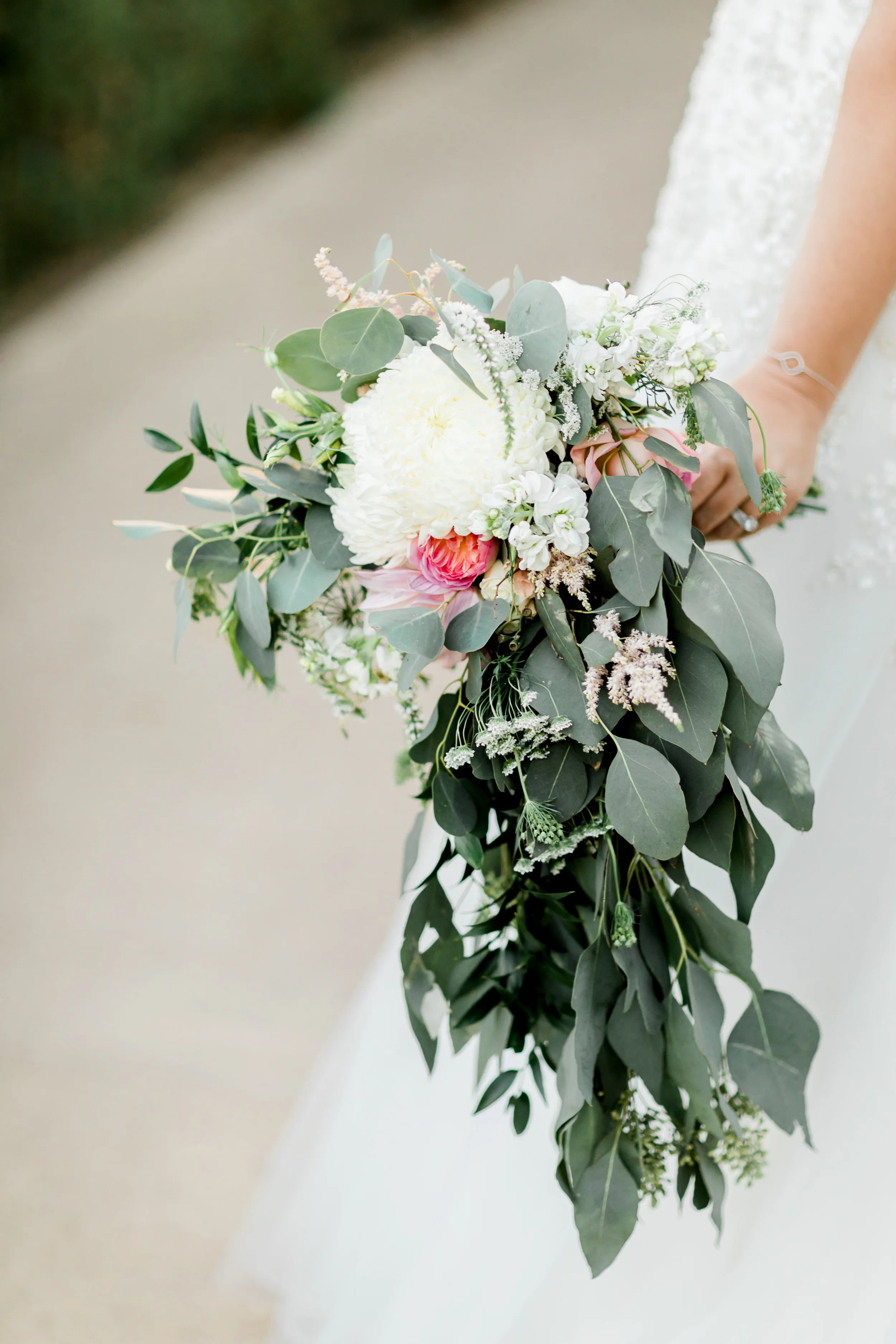 Bride and groom had a stunning navy and gold fall wedding at Spanish Hills in Camarillo, CA. The white florals and greenery were the perfect touch throughout the SoCal venue, reception decor and centerpieces. This fall wedding has affordable wedding DIYs ideas that look more luxe than they are. This is a must save! Planning:@janealexandraevents | Photography: @KJacksonPhoto | Florals: @velvetblooms #JAE #janealexandraevents #camarilloweddingvenue #weddingplanning #camarillowedding