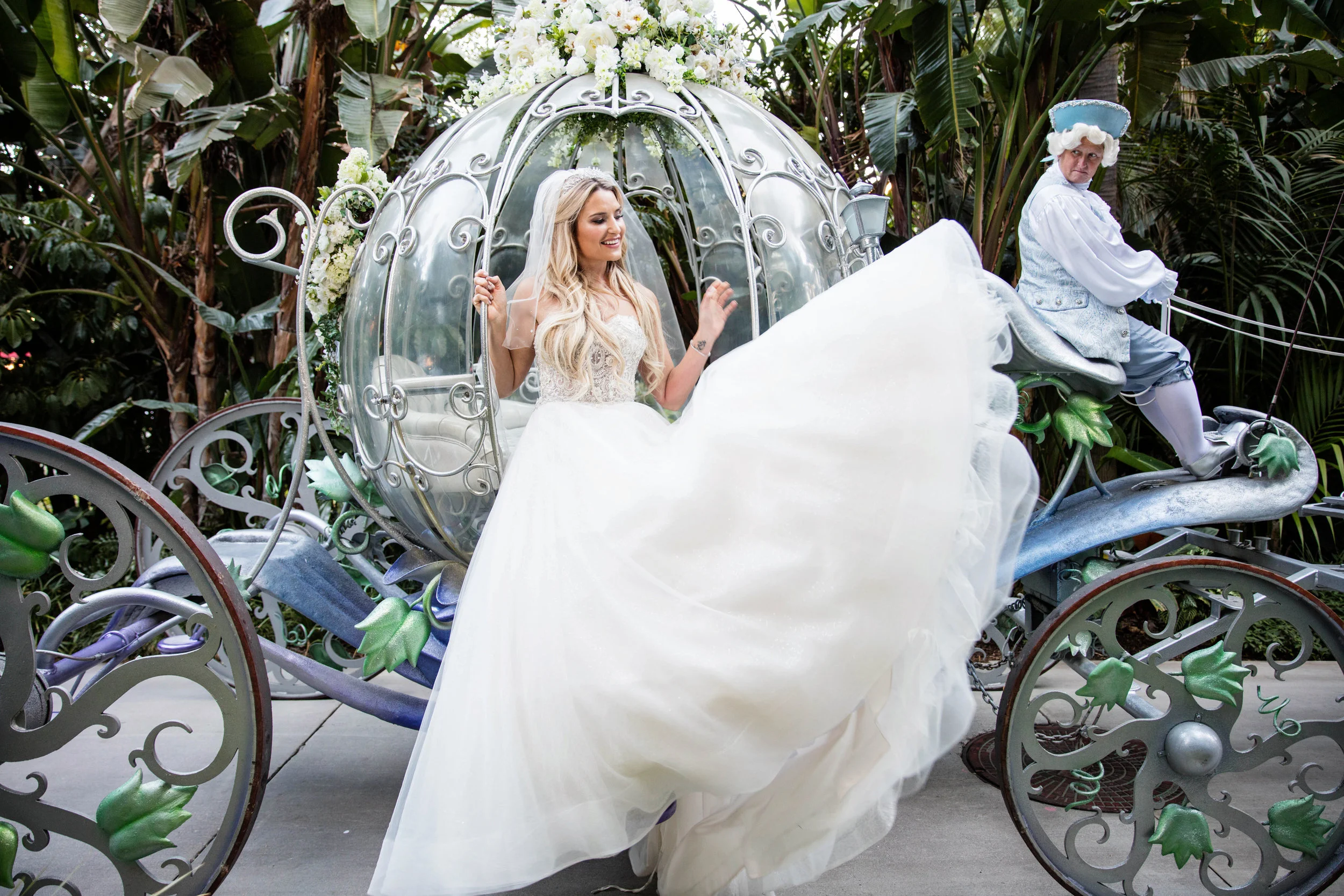 This Bride & Groom had a dream Disneyland Wedding. Their Disney Wedding was perfection from the bride’s sparkly dress to her tiara to the look of pure love and joy on her face when she rode in the horse drawn carriage towards her groom. It was magical day! The wedding colors are white and pink with lots of disney magic. Coordinator:@janealexandraevents #janealexandraevents #orangecountyweddingvenue #weddingplanning #disneyweddings #disneyland #disneylandweddings