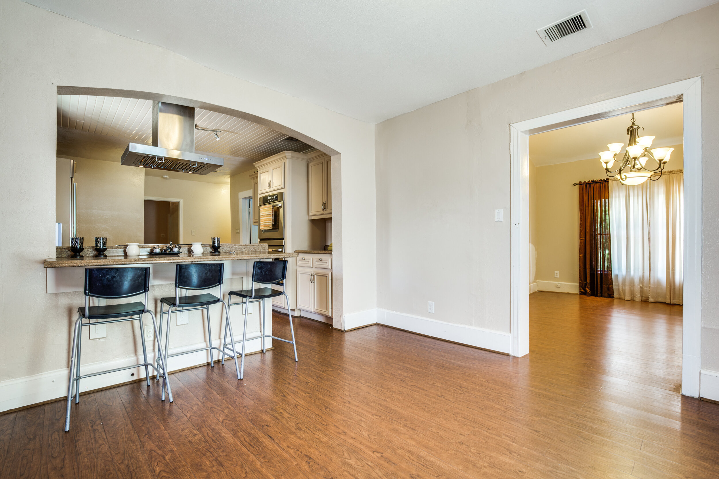 2605-noble-st-houston-tx-High-Res-6.jpg