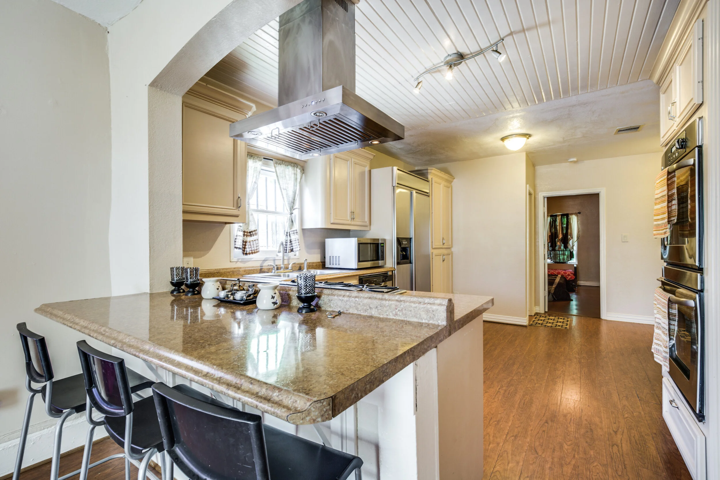 2605-noble-st-houston-tx-High-Res-7.jpg