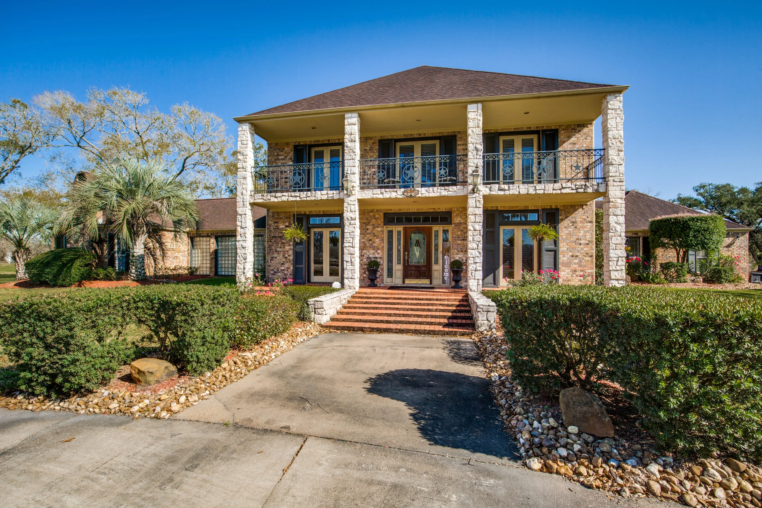 105-country-rd-angleton-tx-High-Res-3.jpg