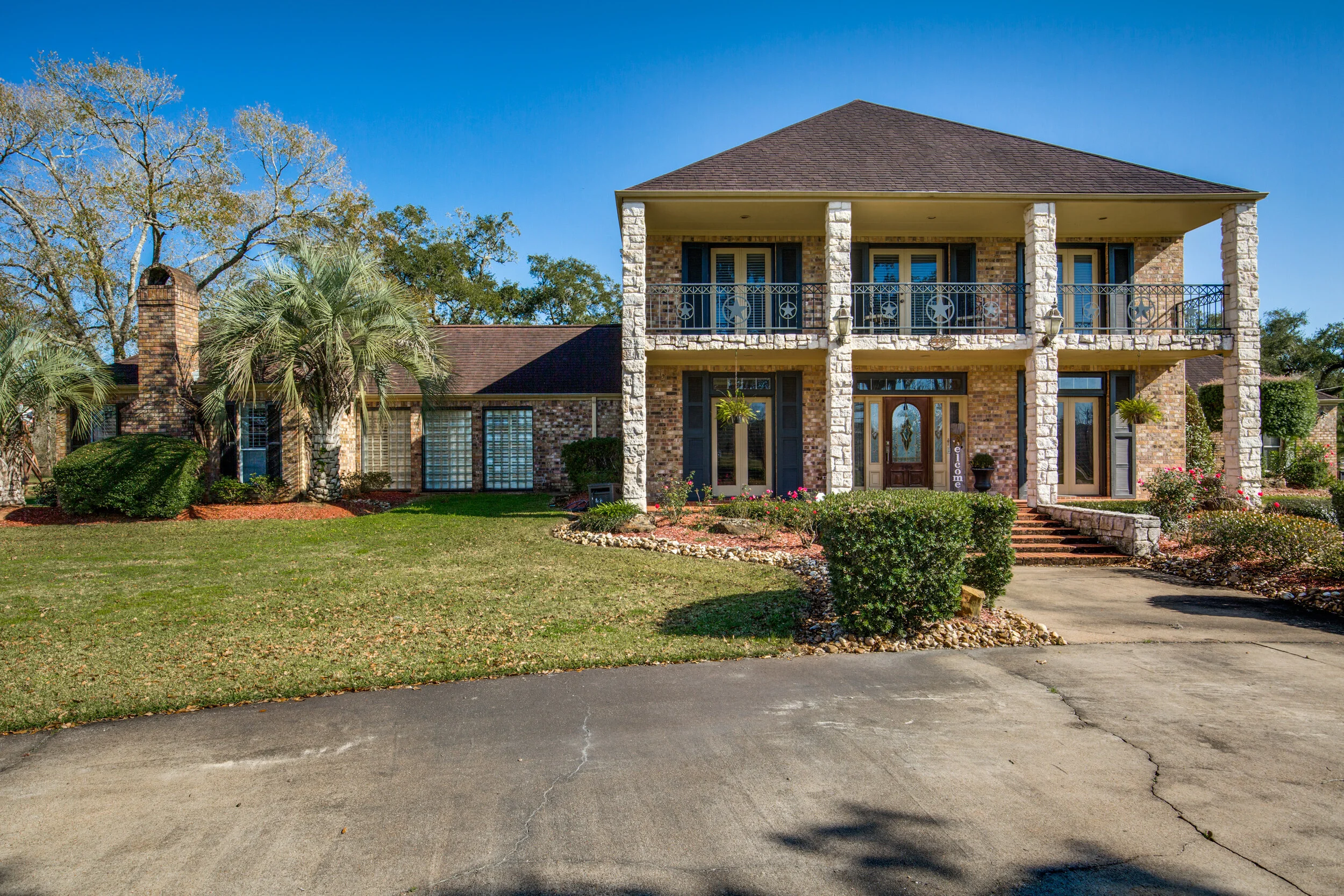 105-country-rd-angleton-tx-High-Res-4.jpg
