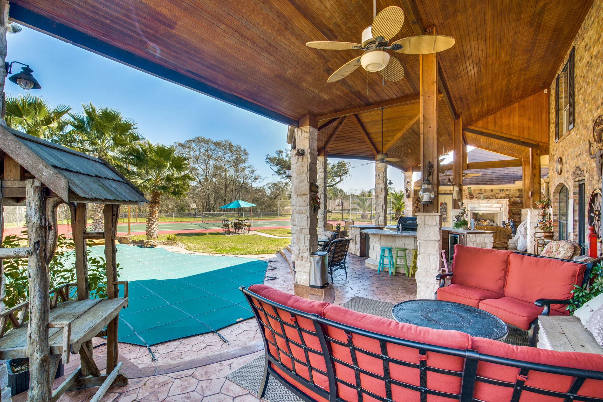105-country-rd-angleton-tx-High-Res-30.jpg