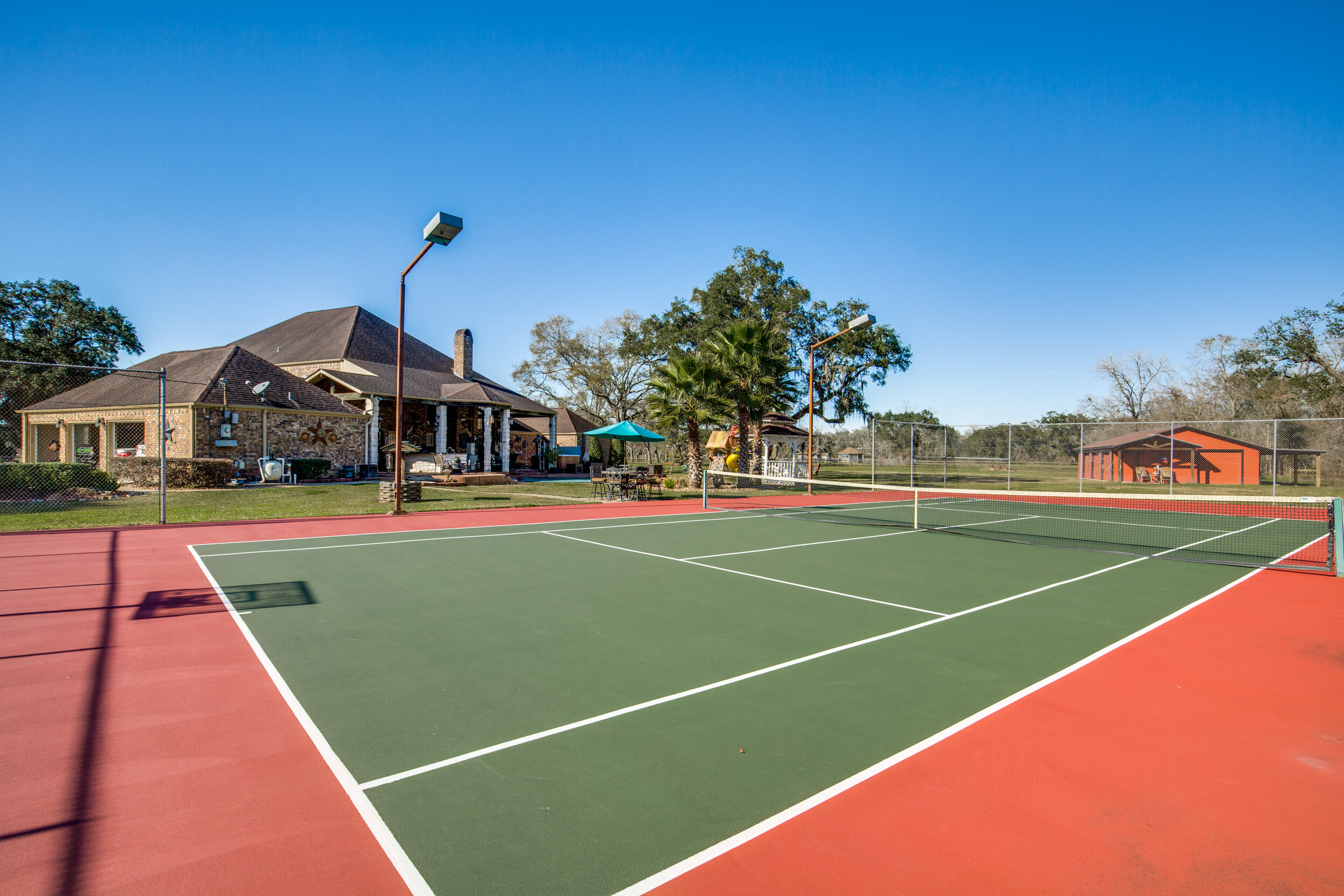 105-country-rd-angleton-tx-High-Res-33.jpg