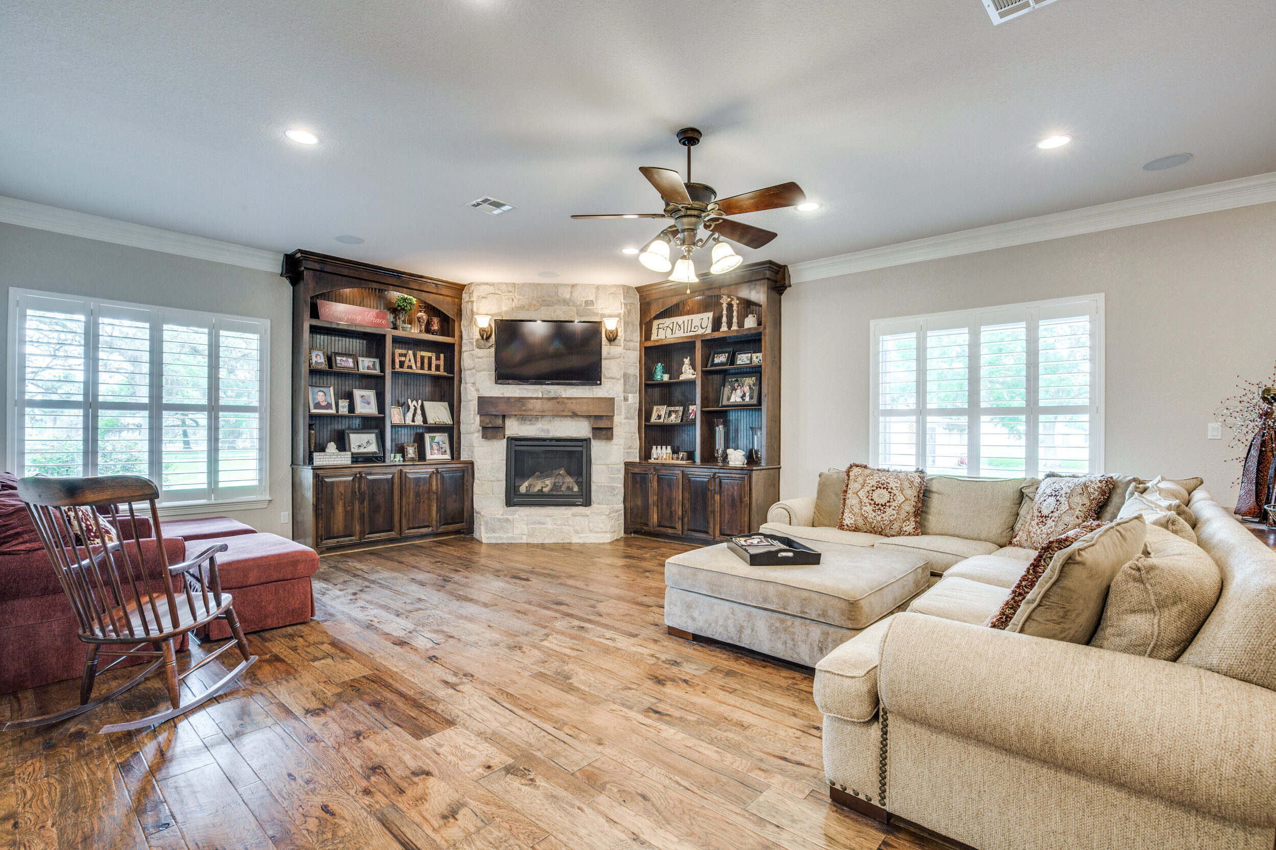 100-collins-lake-rd-angleton-tx-High-Res-10.jpg