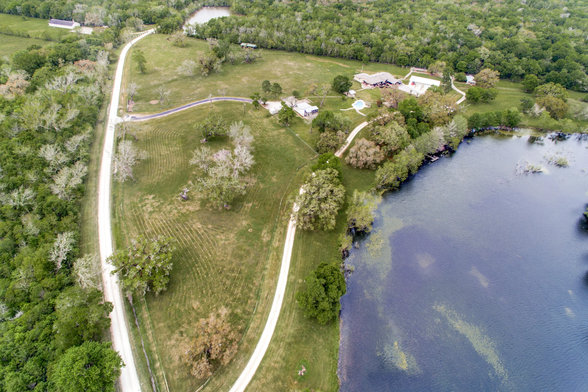 100-collins-lake-rd-angleton-tx-High-Res-40.jpg