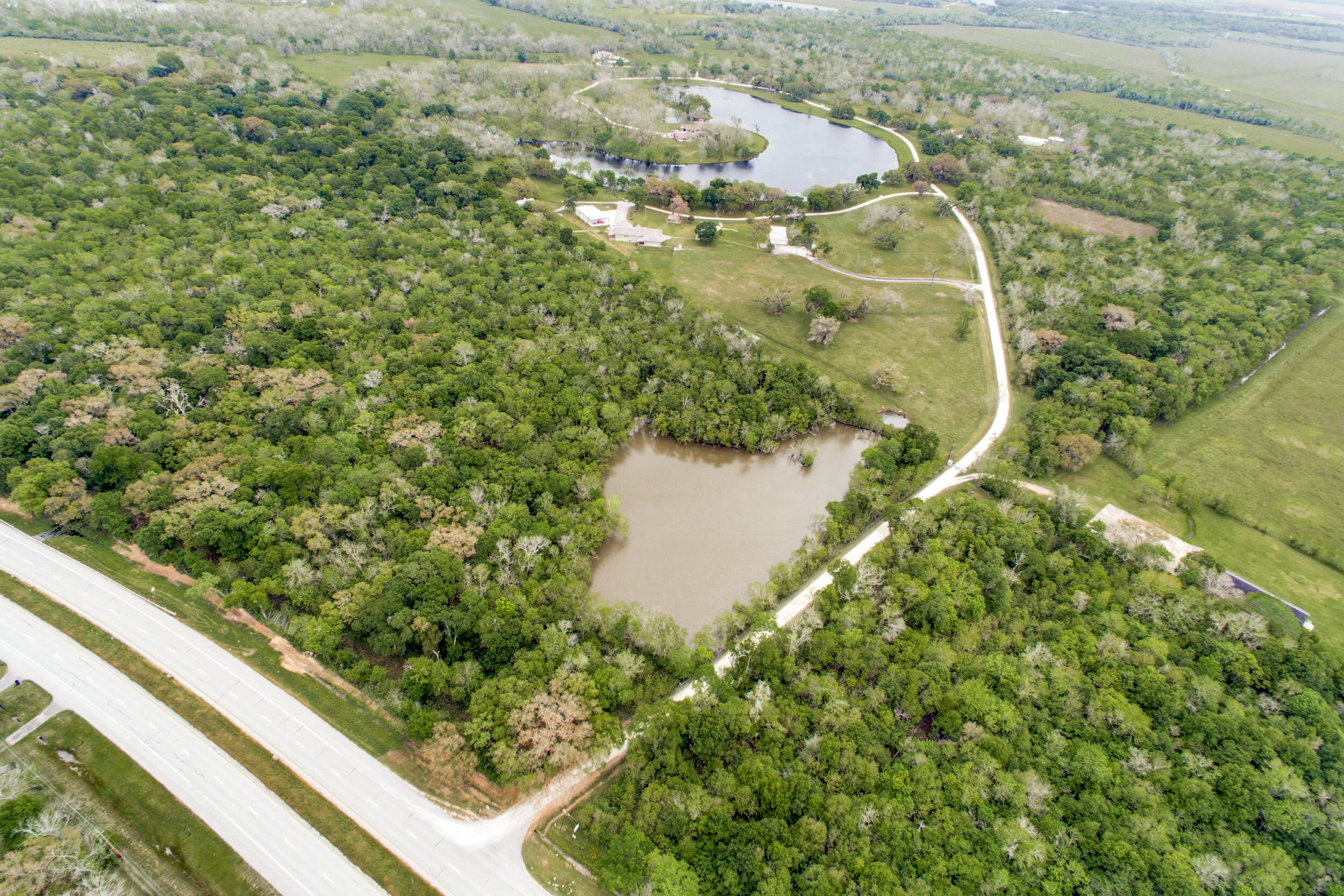 100-collins-lake-rd-angleton-tx-High-Res-39.jpg