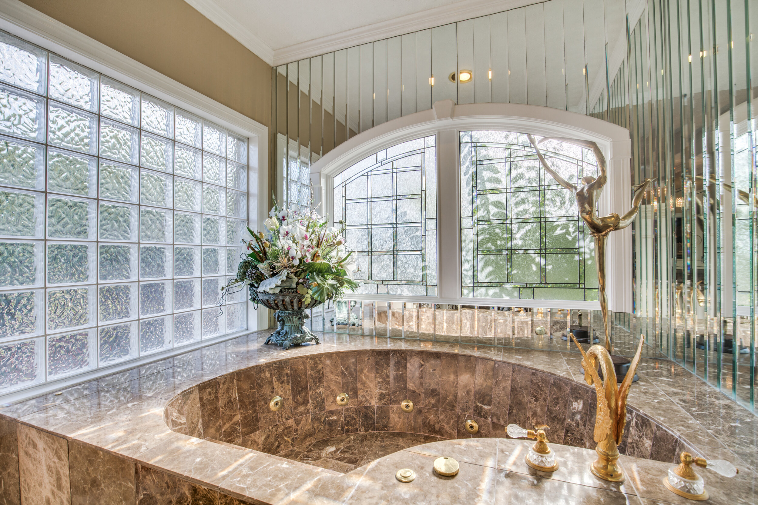 54-a-bayou-pointe-dr-houston-tx-High-Res-23.jpg