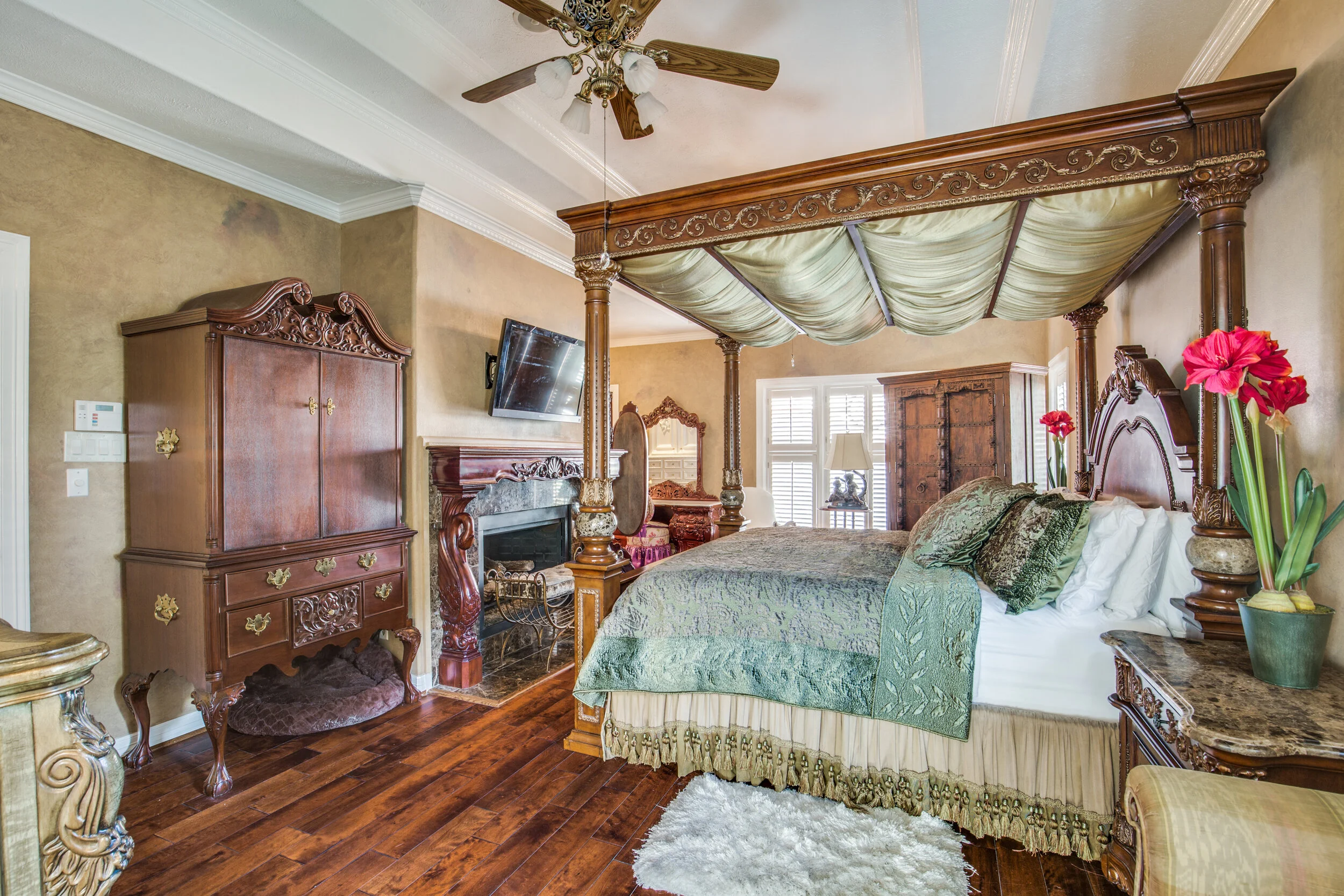 54-a-bayou-pointe-dr-houston-tx-High-Res-18.jpg