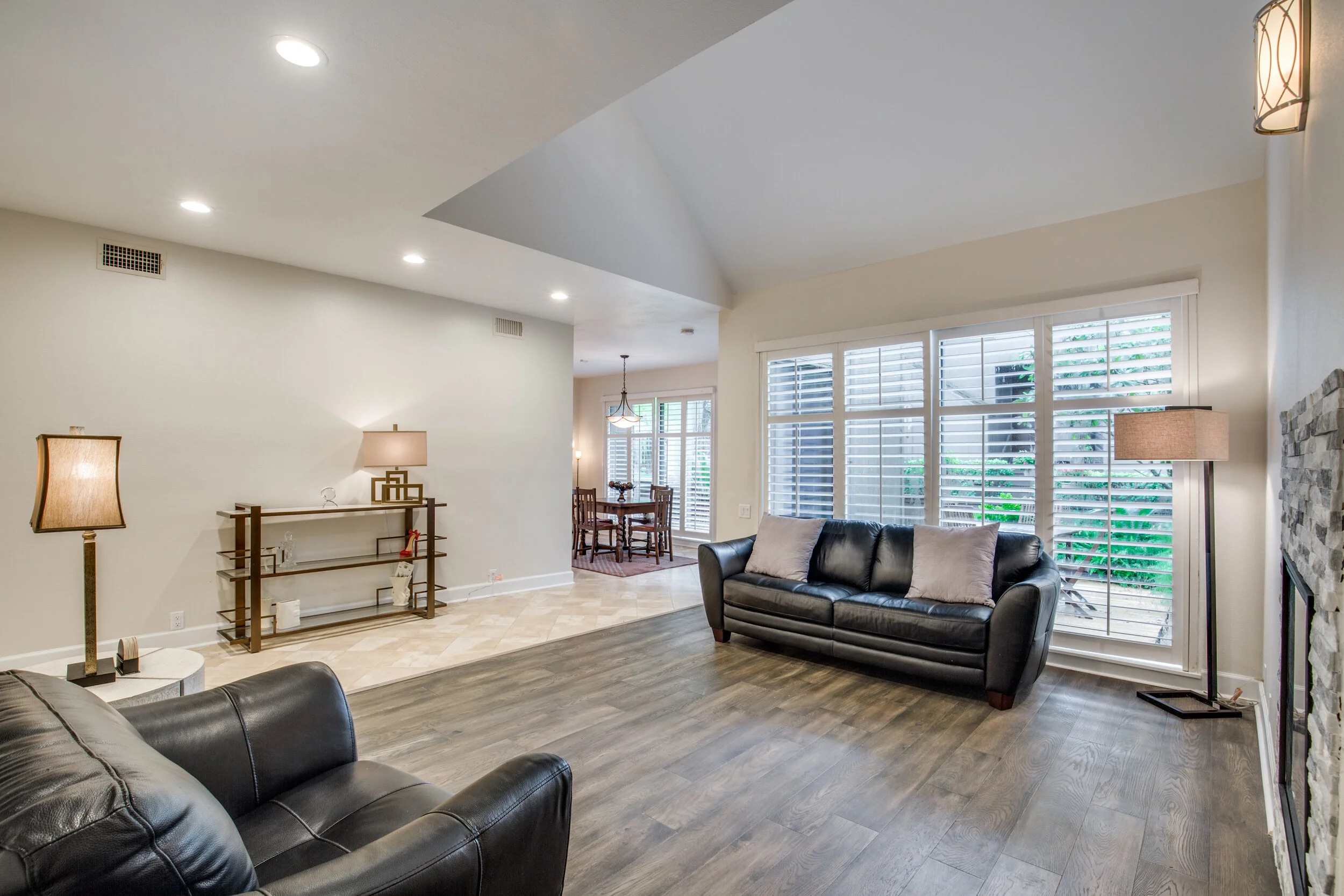 95-litchfield-ln-houston-tx-High-Res-12.jpg