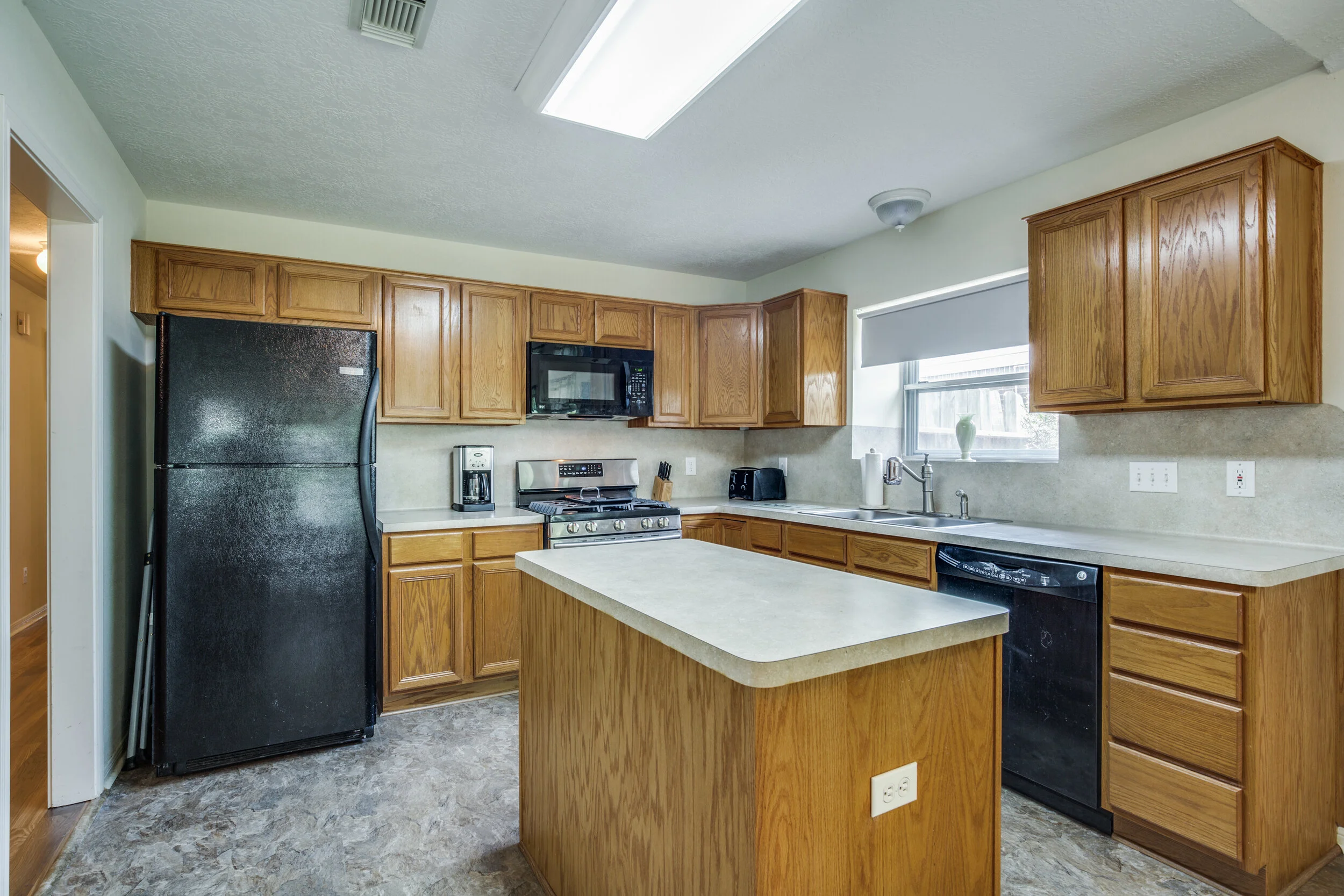 2126-westminister-st-pearland-tx-High-Res-14.jpg