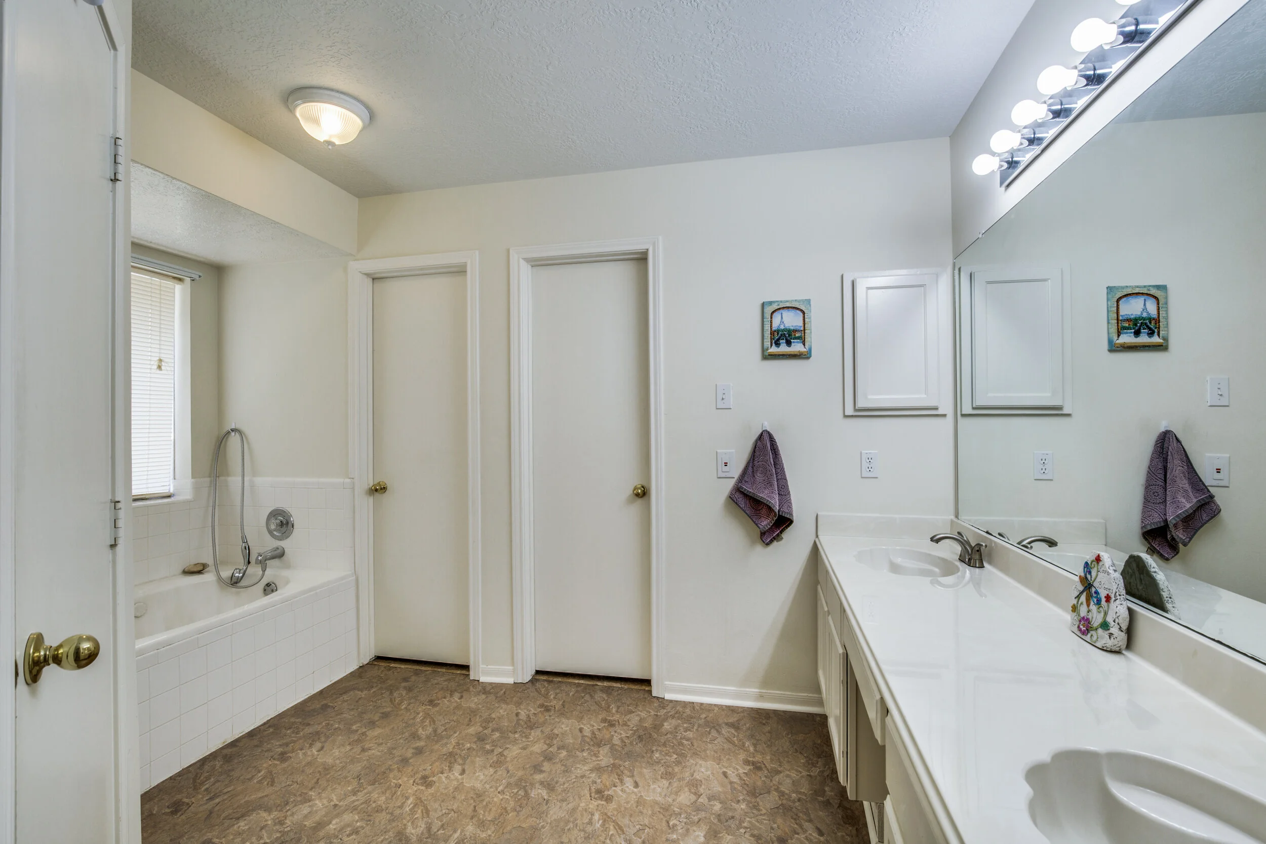 2126-westminister-st-pearland-tx-High-Res-20.jpg