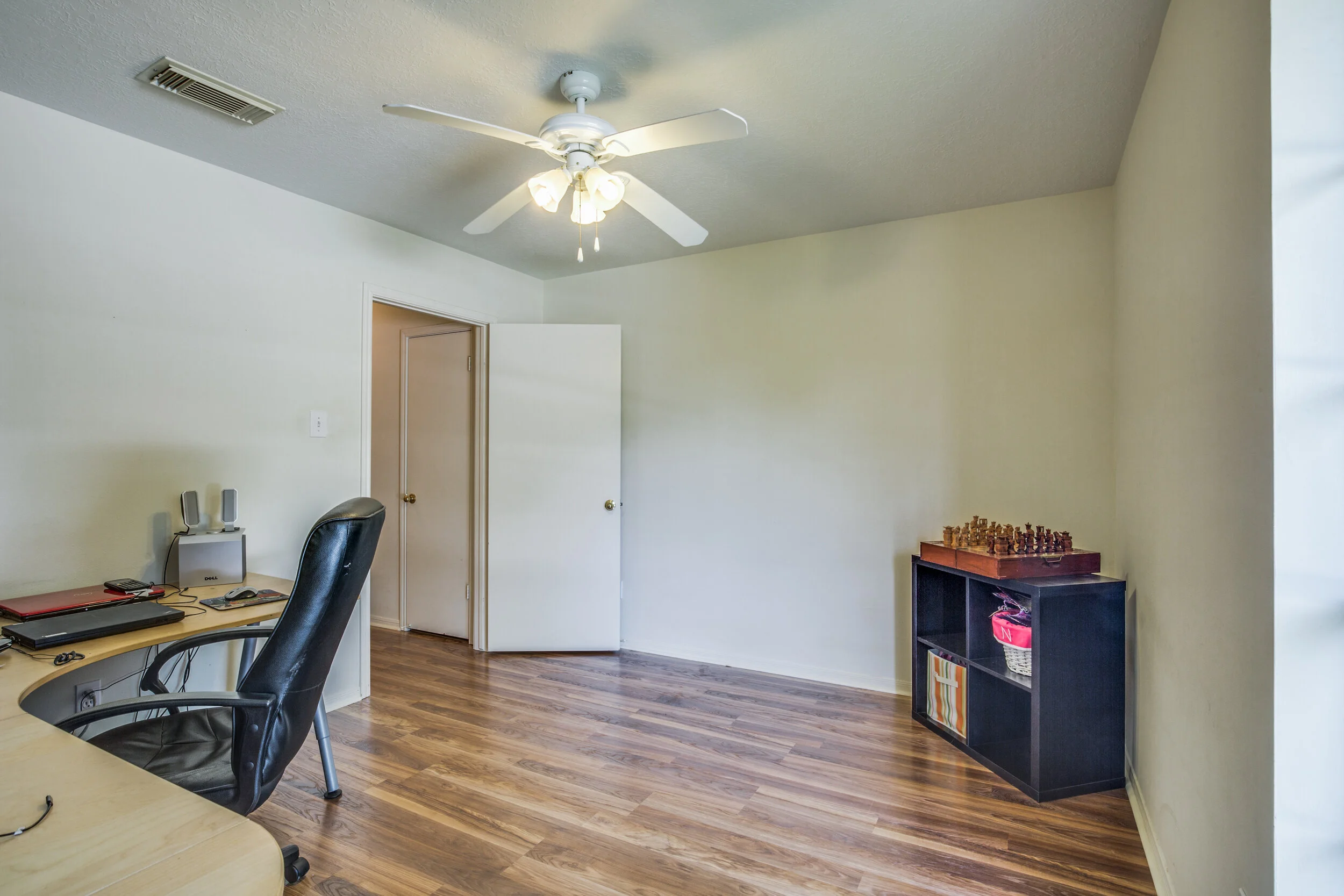 2126-westminister-st-pearland-tx-High-Res-27.jpg