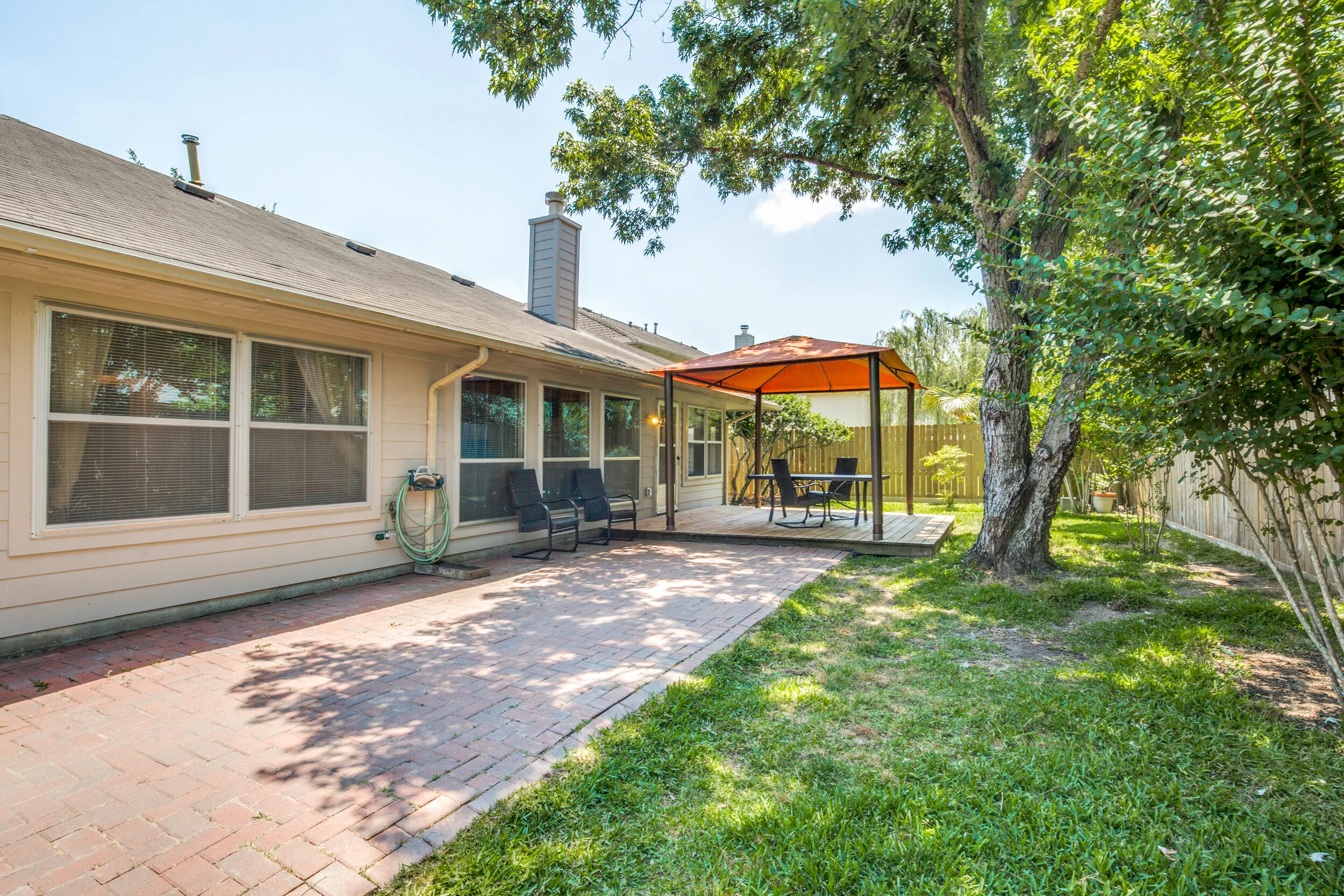 2126-westminister-st-pearland-tx-High-Res-29.jpg