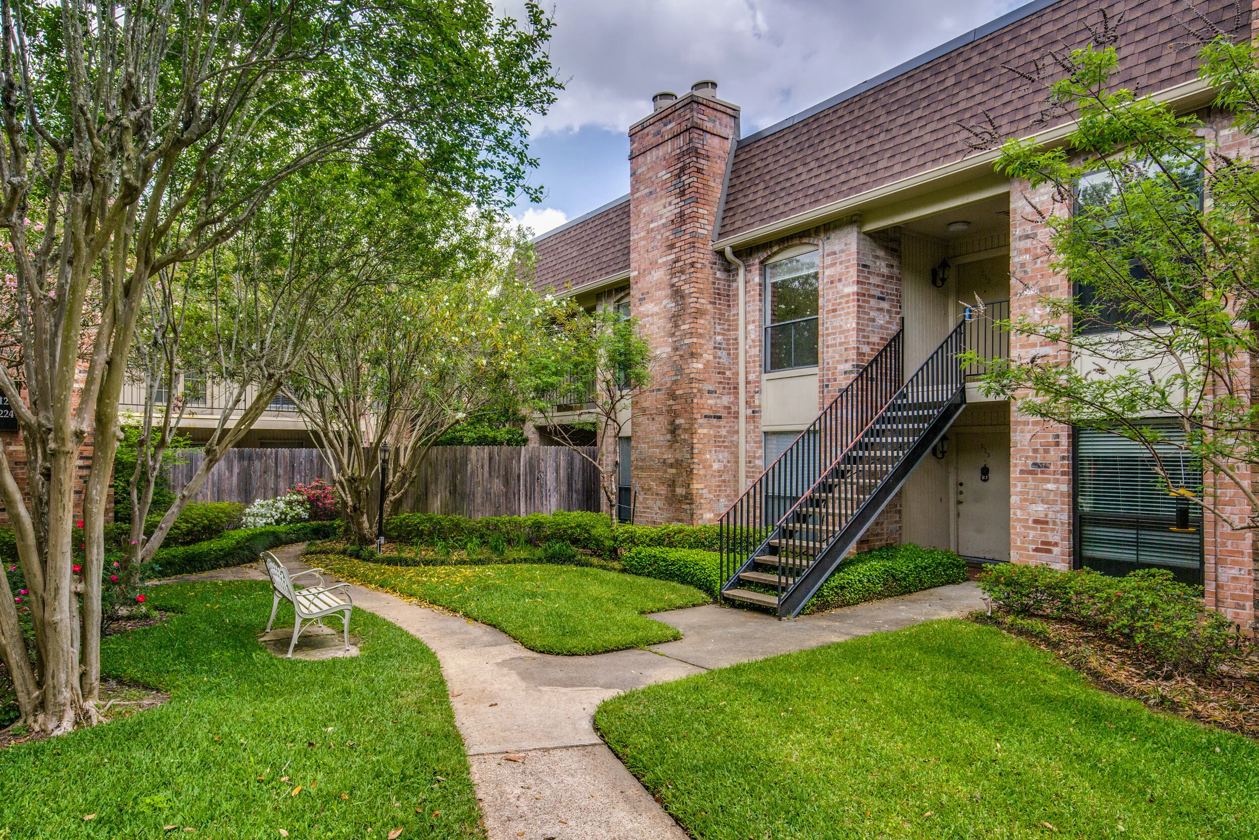 1601-s-shepherd-dr-houston-tx-127-High-Res-4.jpg