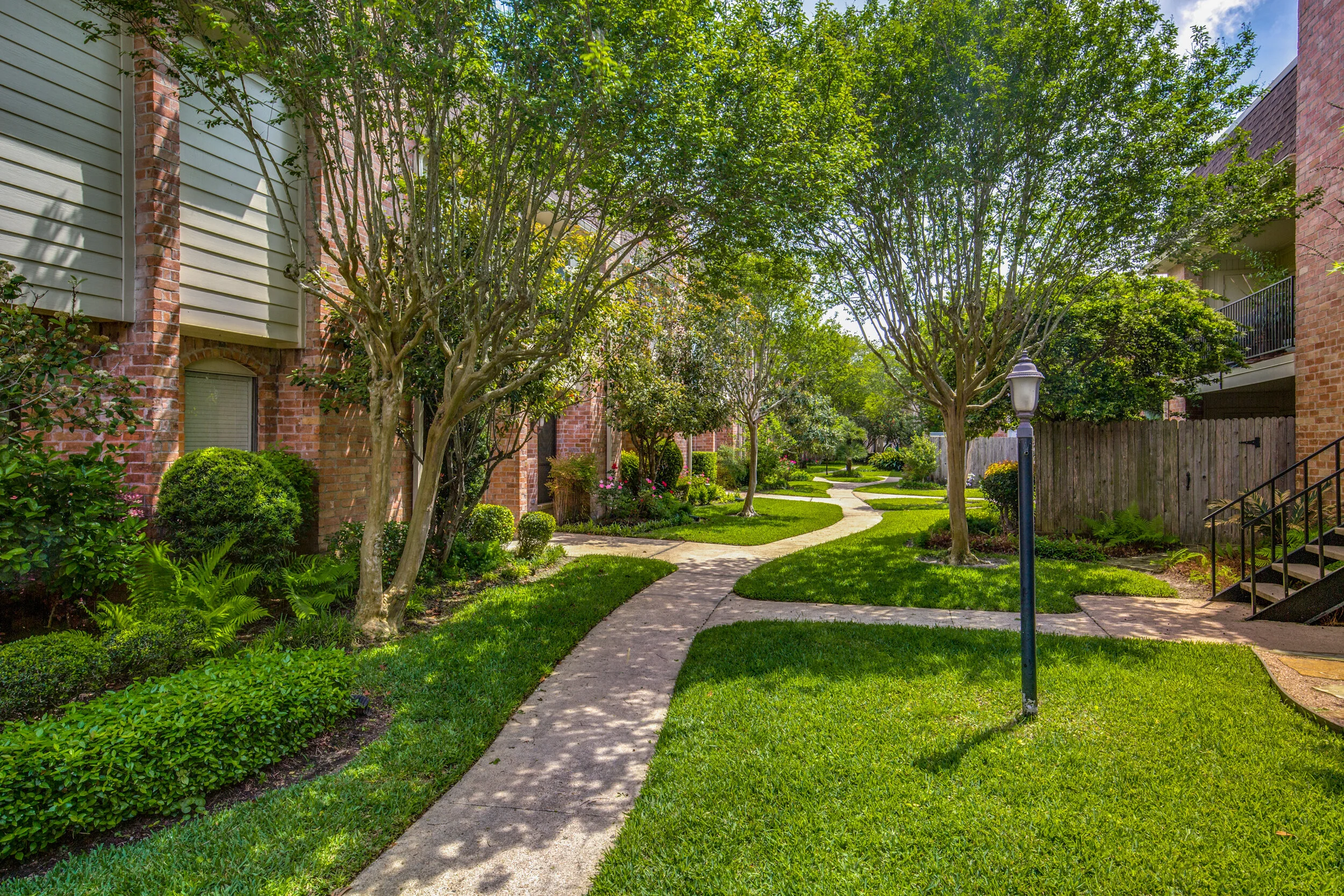 1601-s-shepherd-dr-houston-tx-127-High-Res-5.jpg