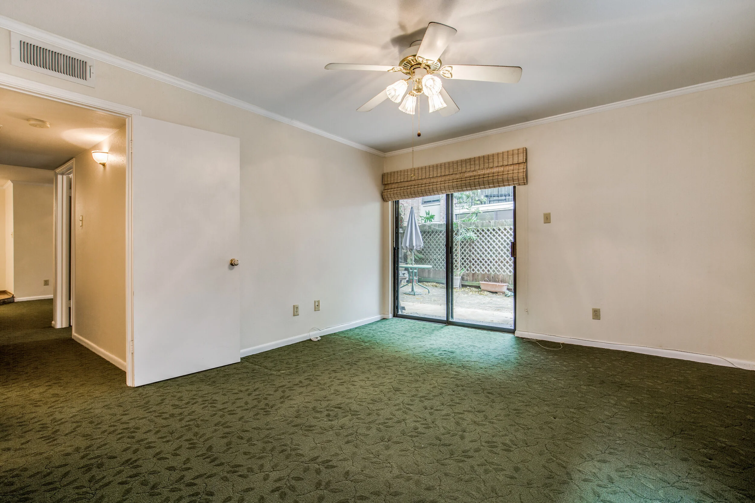 1601-s-shepherd-dr-houston-tx-127-High-Res-15.jpg