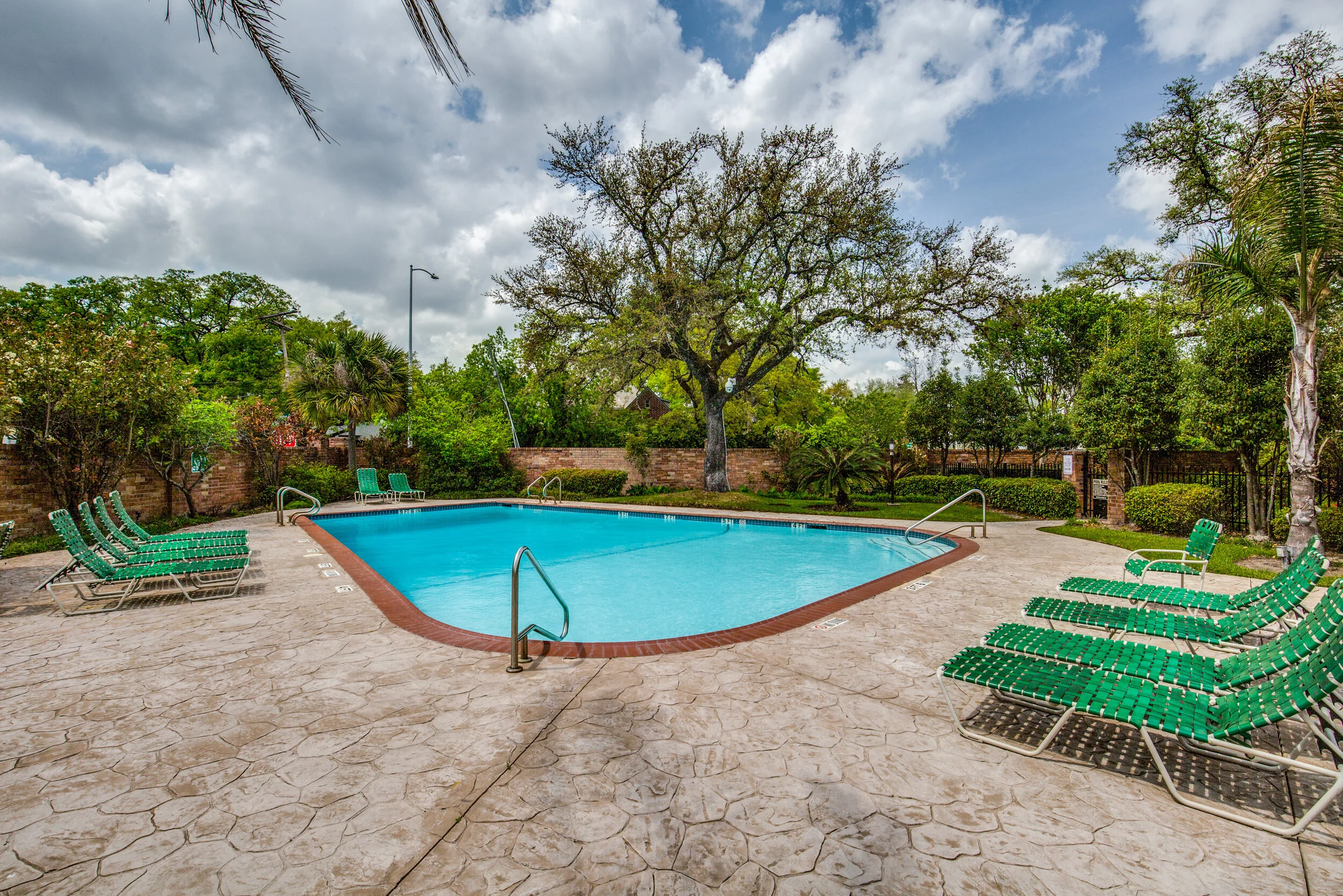 1601-s-shepherd-dr-houston-tx-127-High-Res-29.jpg