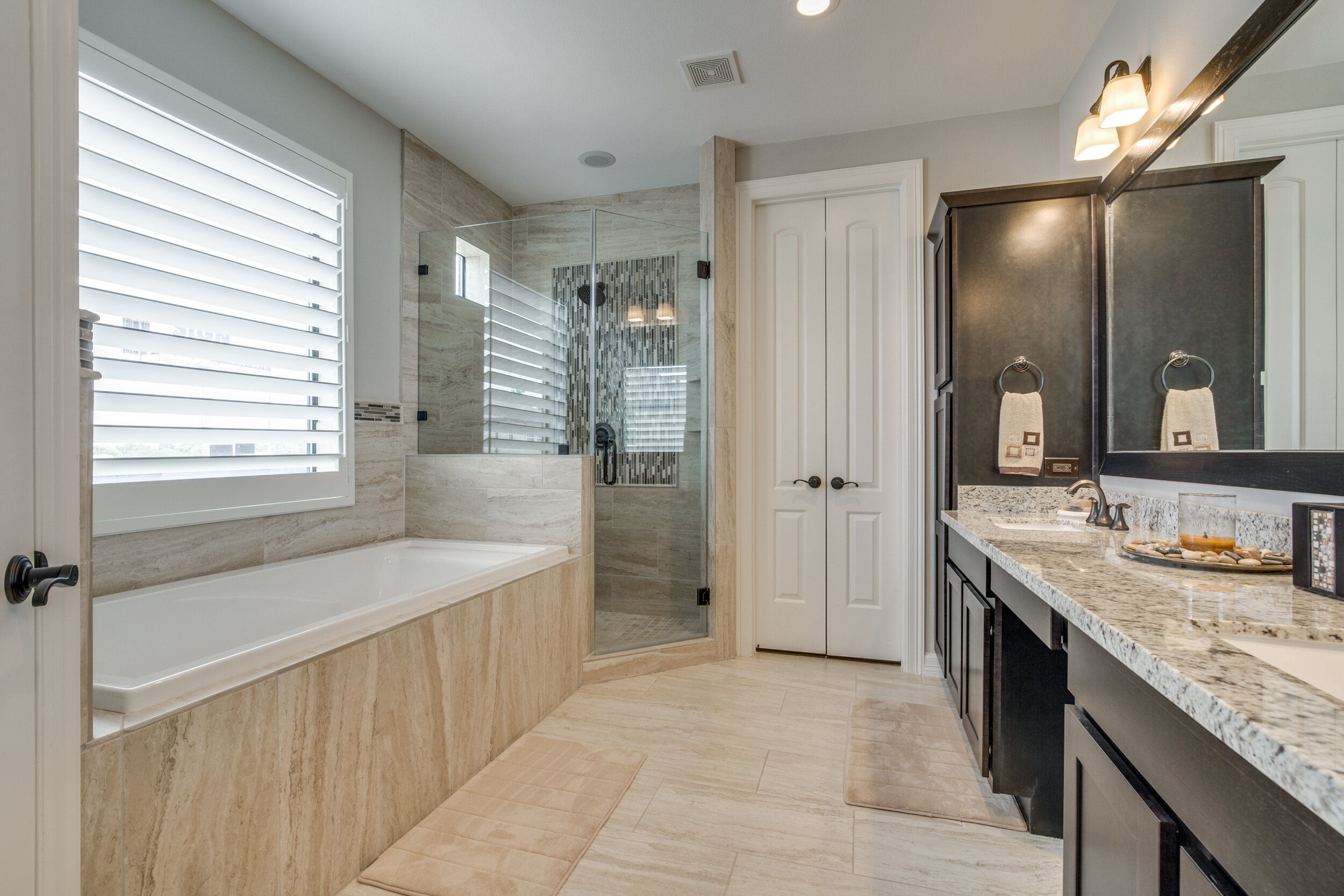 1044-e-29th-st-houston-tx-a-High-Res-19.jpg