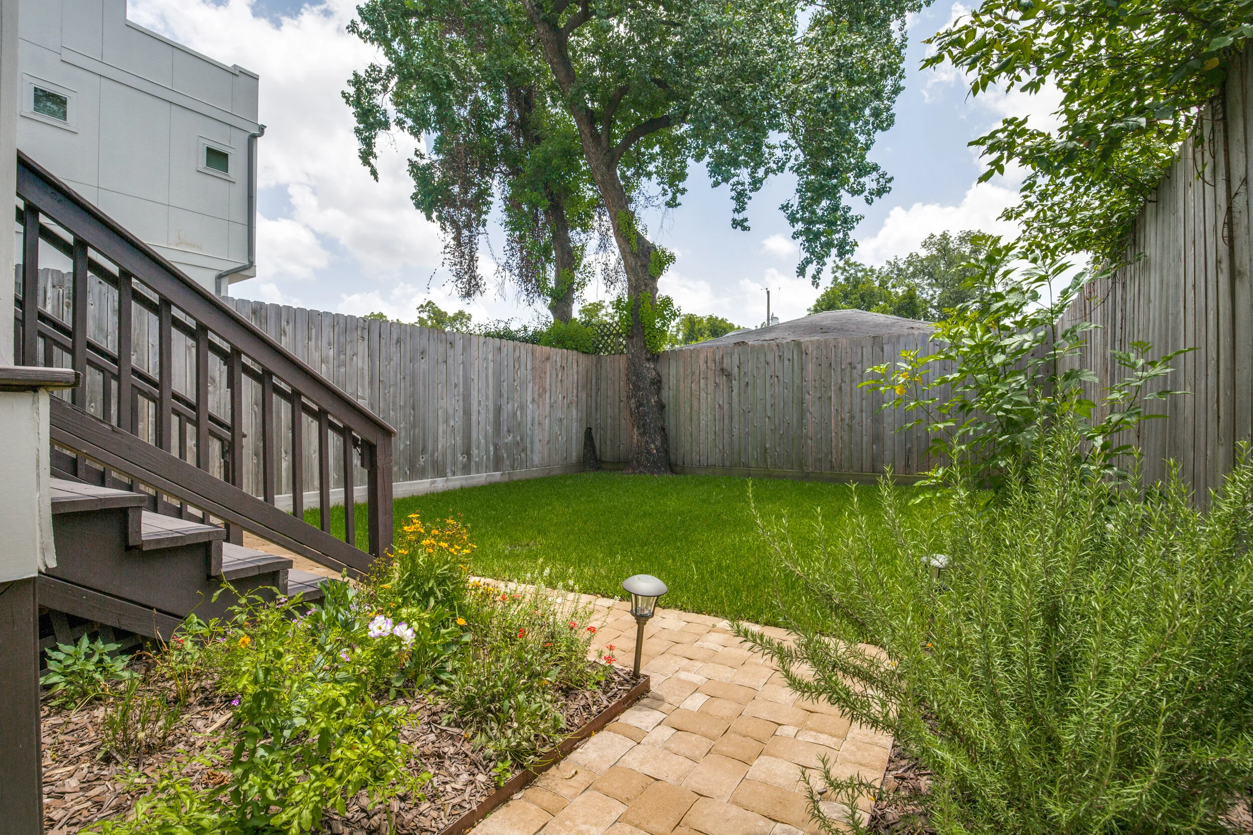 1044-e-29th-st-houston-tx-a-High-Res-32.jpg