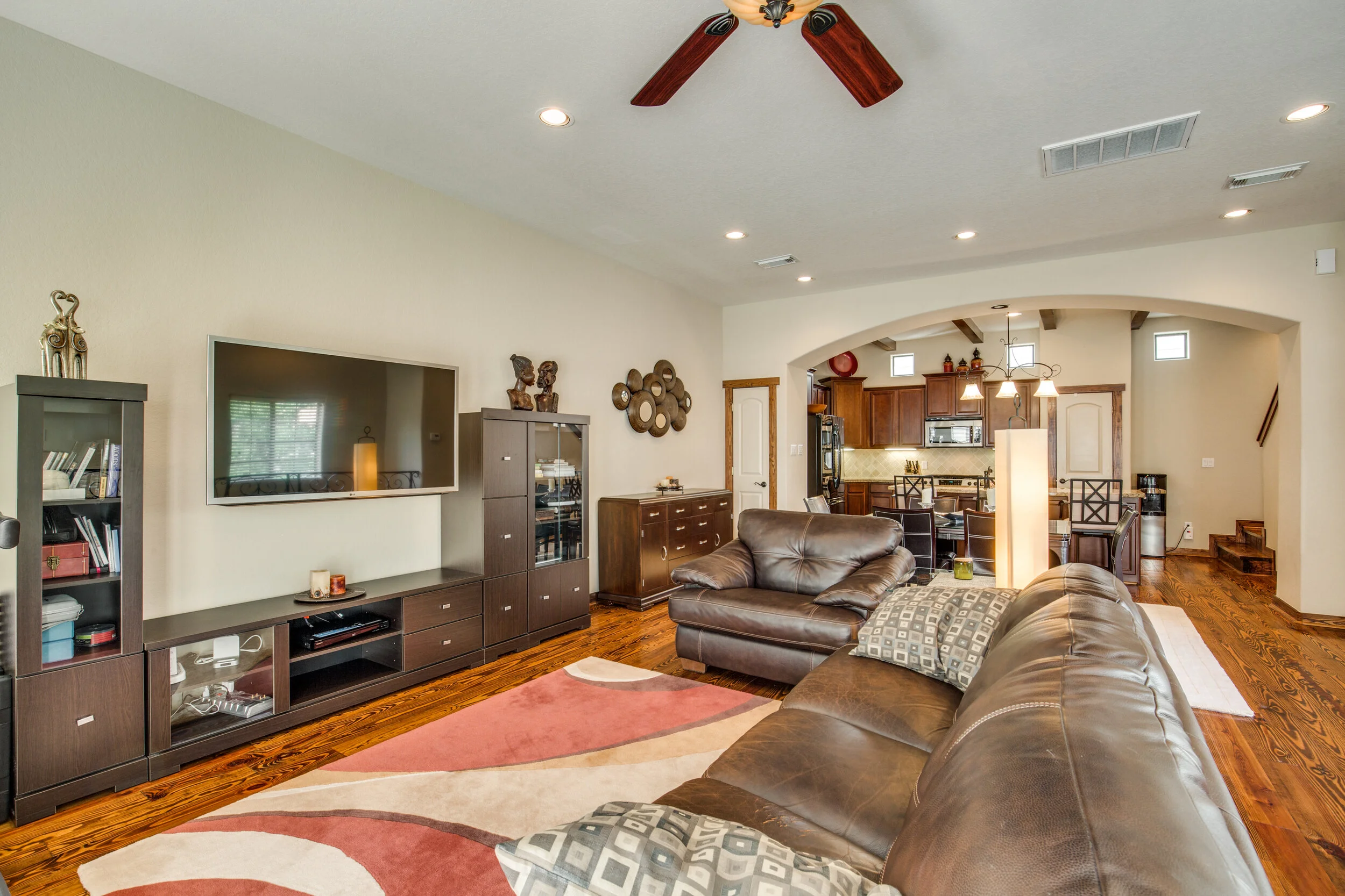 1001-w-21st-st-houston-tx-4-High-Res-10.jpg