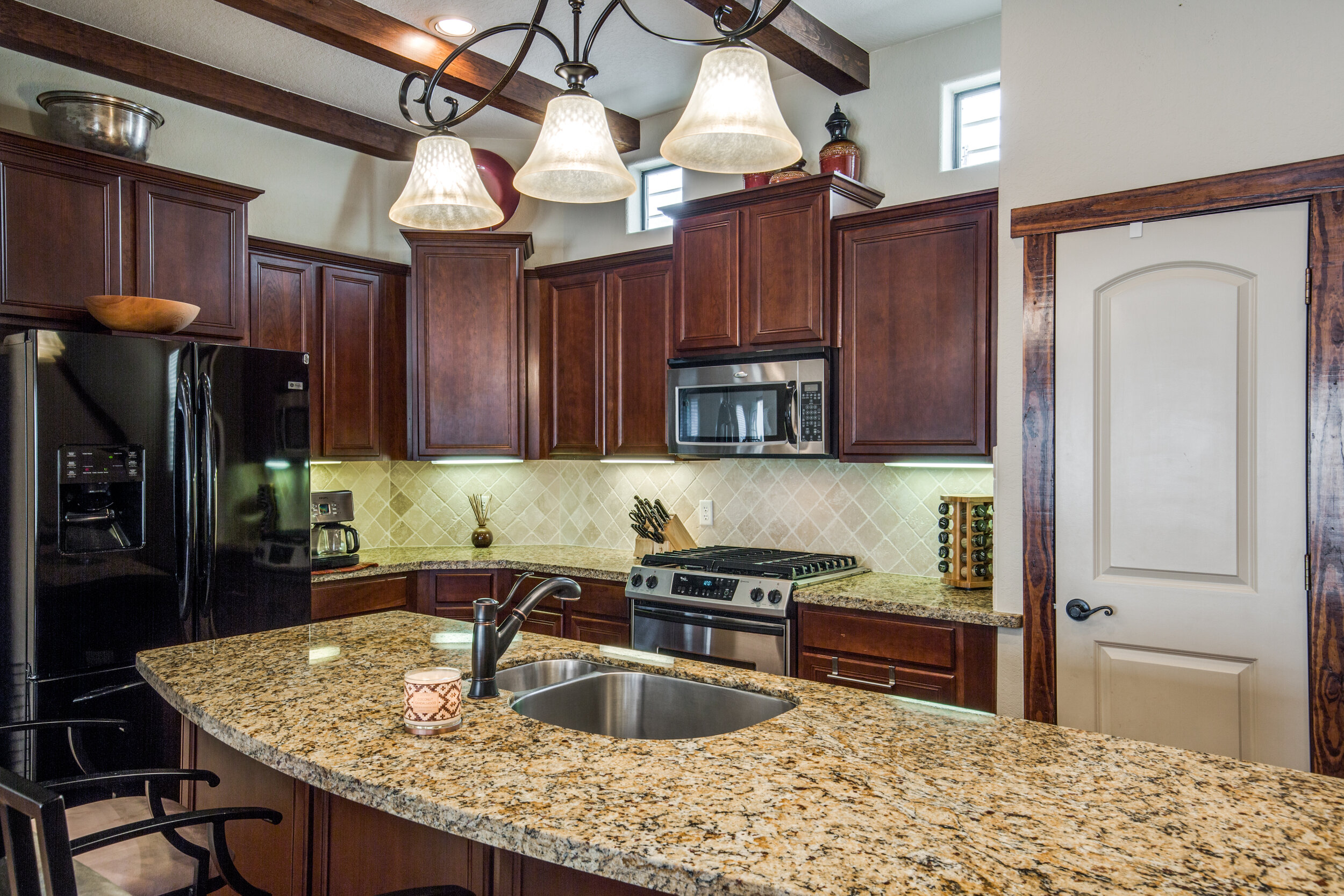 1001-w-21st-st-houston-tx-4-High-Res-18.jpg