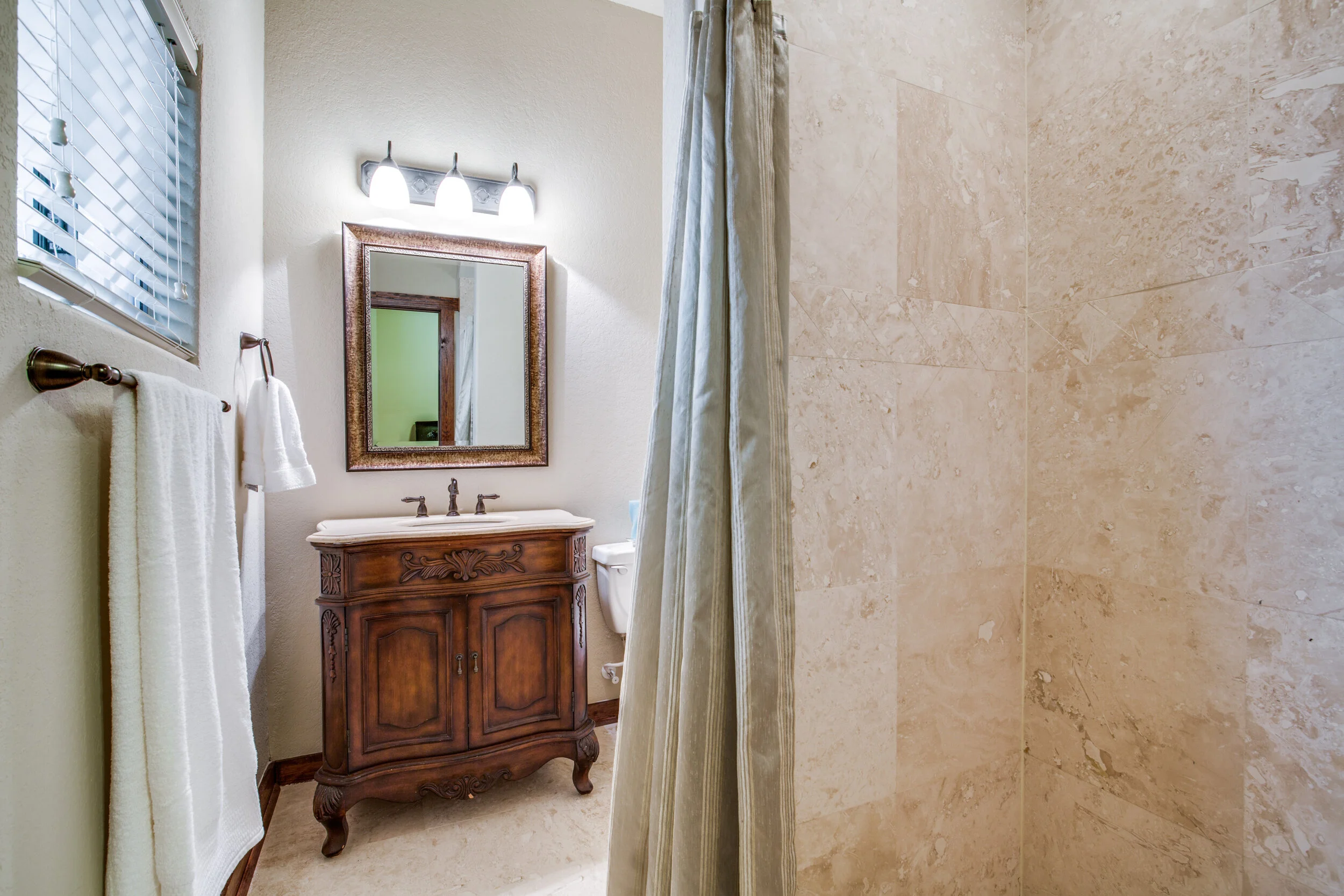 1001-w-21st-st-houston-tx-4-High-Res-34.jpg
